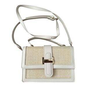 Coastal Straw Woven Crossbody Bag Cream White Gold Clasp Summer Resort NWT